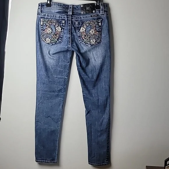 Miss Me Jeans Signature Skinny Floral Stitching Size 28 - Picture 4 of 9